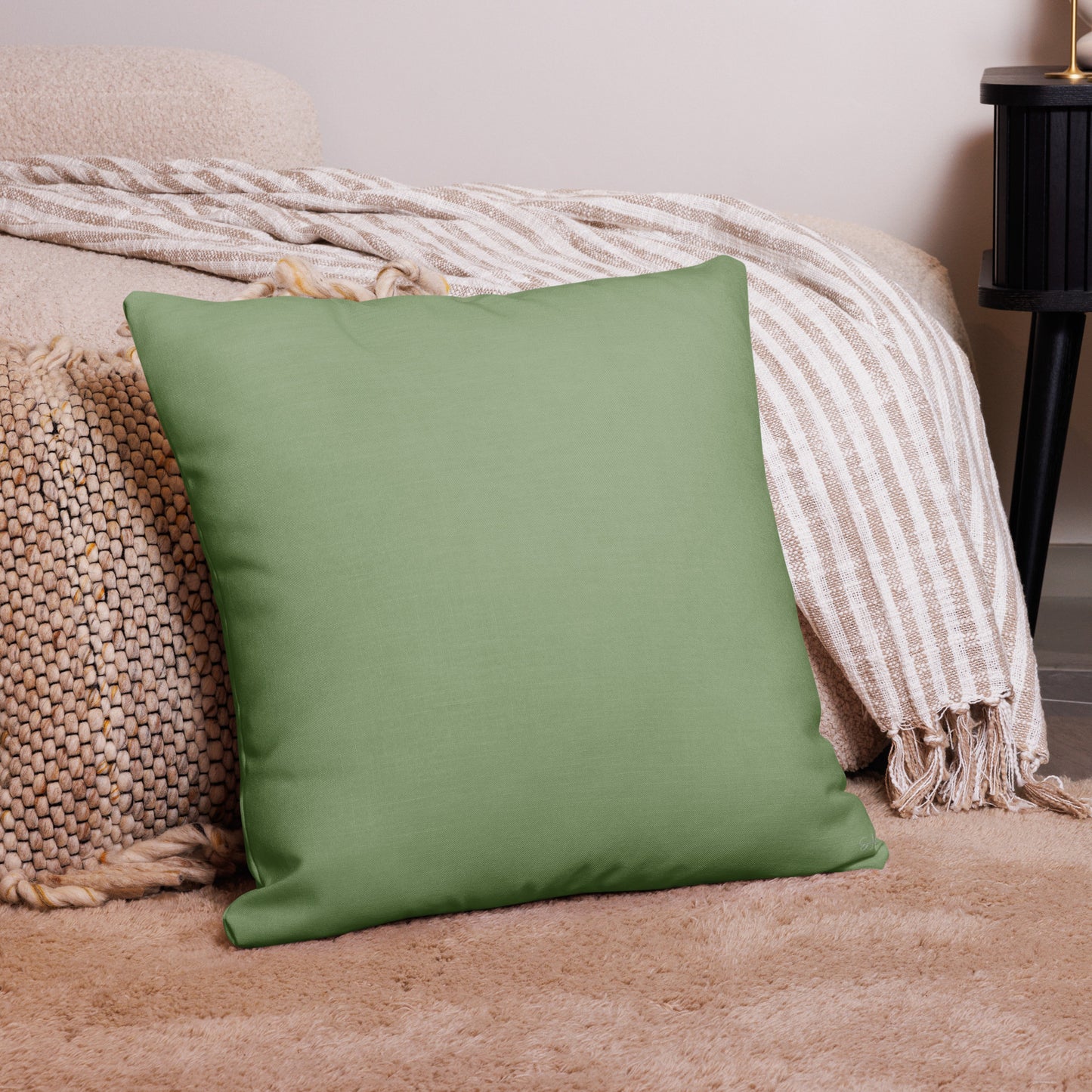 Earthy Sage Green Comforter & 3-Pillowcase Luxury Suite | Premium Bedding Accent Bundle (Queen or King)